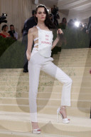 PEOPLE - Stars in Design-Kleidern an der Met-Gala in NYC (weitere Bilder)