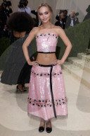 PEOPLE - Stars in Design-Kleidern an der Met-Gala in NYC (weitere Bilder)