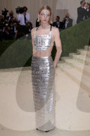 PEOPLE - Stars in Design-Kleidern an der Met-Gala in NYC (weitere Bilder)