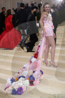 PEOPLE - Stars in Design-Kleidern an der Met-Gala in NYC (weitere Bilder)