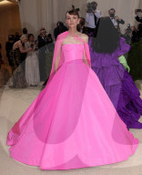 PEOPLE - Stars in Design-Kleidern an der Met-Gala in NYC (weitere Bilder)