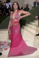 PEOPLE - Stars in Design-Kleidern an der Met-Gala in NYC (weitere Bilder)