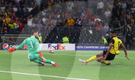 FUSSBALL - Young Boys siegen gegen Manchester United in Bern