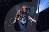 Robert Plant; Robert Plant & the Sensational Space Shifters; Juldeh Camara; Skin Tyson; Justin Adams; John Baggott; Billy Fuller; Dave Smith; Bataclan; Paris; 22 06 2014; photo: Roy Letayf