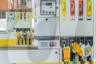 NEWS - UK: Warteschlangen vor Tankstellen