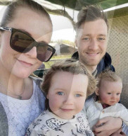 SCHICKSALE - Kara Wedderburn Tochter Evie (3) verliert ihr rechtes Auge wegen eines Retinoplastoms