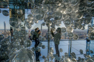 FEATURE - Beeindruckend: Der Summit One Vanderbilt Wolkenkratzer in New York City