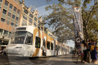 NEWS - ZFF: Zurich Film Festival - Ein Tram wirbt für "No Time To Die" 