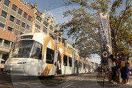 NEWS - ZFF: Zurich Film Festival - Ein Tram wirbt für "No Time To Die" 