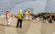 NEWS - Riesiger Ã–lteppich verschmutzt KÃ¼ste von Huntington Beach
