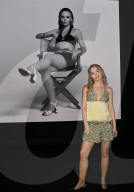 PEOPLE - Promis in der Front Row bei Chanel in Paris