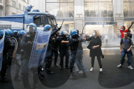 NEWS - Coronavirus: No Green Pass Proteste in Rom