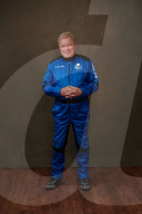 PEOPLE - William Shatner ist ins All geflogen