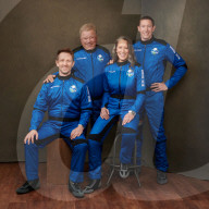 PEOPLE - William Shatner ist ins All geflogen