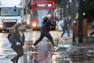 NEWS - GB: Sturm Aurore sorgt für Überschwemmungen
