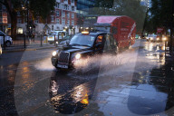 NEWS - GB: Sturm Aurore sorgt für Überschwemmungen