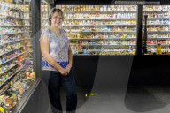 Welcome to my micro museum. Andrea Ludden - Museum of Salt and Pepper Shakers - Tennessee.