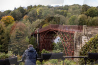 FEATURE - Nomen est Omen: Die älteste Eisenbrücke der Welt im englischen Ironbridge