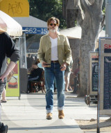 PREMIUM EXCLUSIVE Chris Pine Cuts A Ruggedly Handsome Frame In Los Feliz