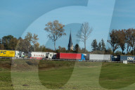 NEWS - Gigantischer LKW-Stau von der Grenze bis München wegen österreichischer LKW-Blockabfertigung