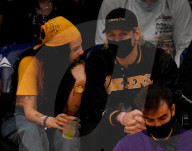 PEOPLE - Sängerin Halsey und ihr Freund Alev Aydin besuchen das Spiel der Los Angeles Lakers
