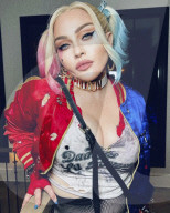 PEOPLE - Madonna posiert in Halloween-Kostüm auf Social Media