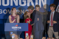 NEWS - USA: Der republikanische Gouverneur von Virginia, Glenn Youngkin, hält seine Siegesrede