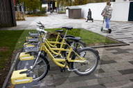Andy Burnham: don’t throw Manchester hire bikes in the canal.
Mayor pleads with residents not to treat new Bee Bikes like the failed Mobike scheme.