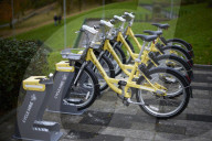 Andy Burnham: don’t throw Manchester hire bikes in the canal.
Mayor pleads with residents not to treat new Bee Bikes like the failed Mobike scheme.