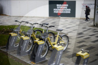 Andy Burnham: don’t throw Manchester hire bikes in the canal.
Mayor pleads with residents not to treat new Bee Bikes like the failed Mobike scheme.