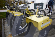 Andy Burnham: don’t throw Manchester hire bikes in the canal.
Mayor pleads with residents not to treat new Bee Bikes like the failed Mobike scheme.