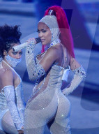 PEOPLE - 2021 MTV Europe Music Awards, Show