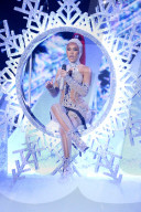 PEOPLE - 2021 MTV Europe Music Awards, Show