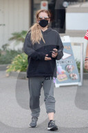 Lisa Marie Presley looks healthy and relaxed as she heads to a physical therapy appointment in Calabasas. 