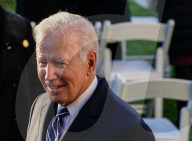 NEWS - Präsident Biden begnadigt 2 Truthähne vor Thanksgiving