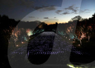 FEATURE - Lightscape Installation im Brooklyn Botanic Garden in New York eröffnet