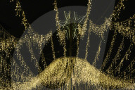 NEWS - Der Weihnachtsmarkt in Essen ist mit 170 Ständen einer der grössten im Ruhrgebiet