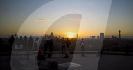 FEATURE - Sonnenaufgang in London