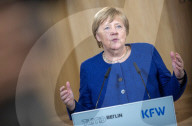 NEWS - Bundeskanzlerin Angela Merkel besucht das TUMO-Lernzentrum in Berlin