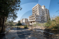 REPORTAGE - Varosha, die verlorene Stadt: Der Ferienort Varosha in Famagusta ist seit dem Einmarsch der türkischen Armee in Nordzypern im Jahr 1974 für die Welt verschlossen
