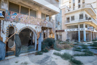 REPORTAGE - Varosha, die verlorene Stadt: Der Ferienort Varosha in Famagusta ist seit dem Einmarsch der türkischen Armee in Nordzypern im Jahr 1974 für die Welt verschlossen