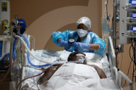 Covid-19 Intensive Care Unit At The Chu Hopital - Pointe-A-Pitre