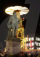 NEWS - Weihnachtsmarkt in Halle an der Saale