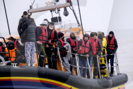NEWS - Migranten an der Küste in Dungeness