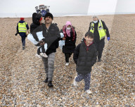 NEWS - Migranten an der Küste in Dungeness