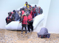 NEWS - Migranten an der Küste in Dungeness