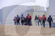 NEWS - Migranten an der Küste in Dungeness