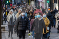 Christmas shoppers in Oxford Street 