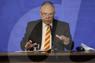 Covid 19 JCVI briefing with Professor Johnathan Van-Tam