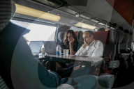 NEWS - Eric Zemmour, Star der rechtsextremen politischen Talkshow unterwegs zu einem Treffen mit Unternehmern in Nimes